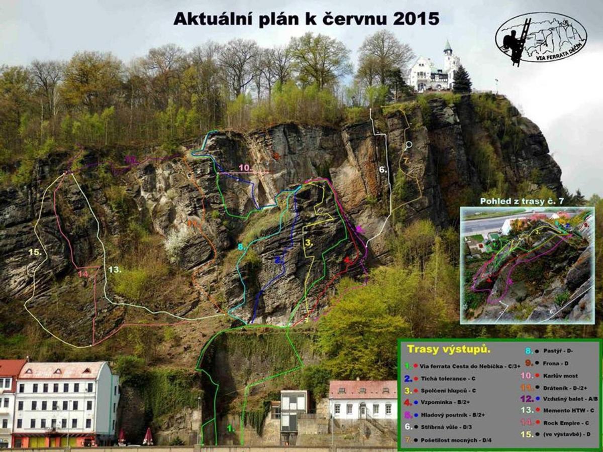 Krasny Byt V Centru Decina Exterior foto
